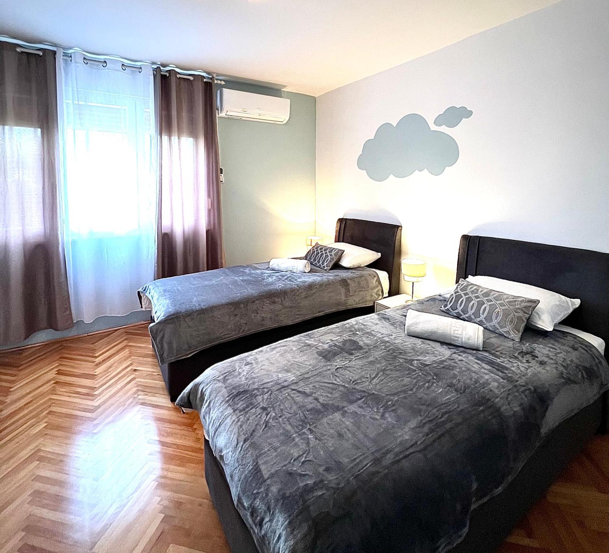Apartma Nice Split